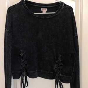 Mossimo crew neck top